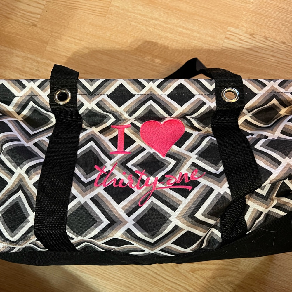Large utility tote